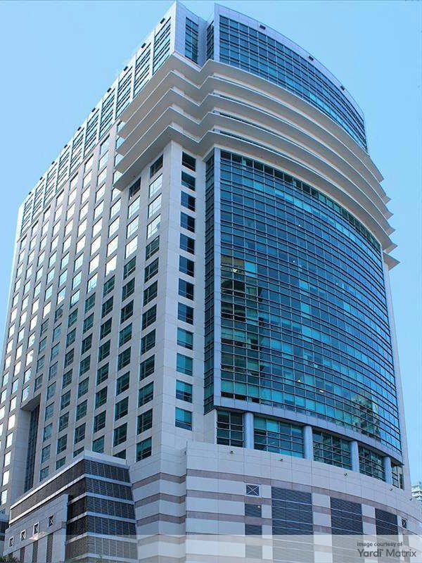 Exterior shot of Sabadell Financial Center, an office building in Miami.