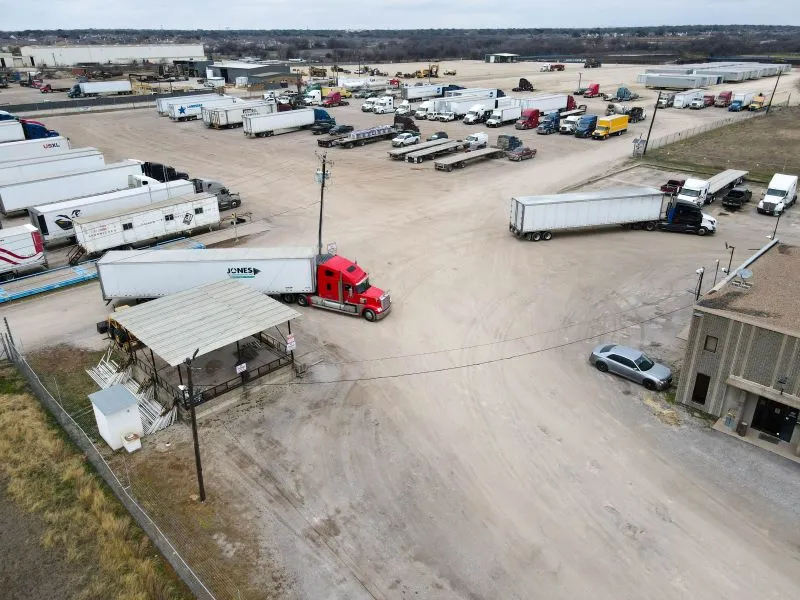 Exterior shot of an industrial outdoor storage building that GreenPoint Partners' Outpost platform owns in Fort Worth, Texas.