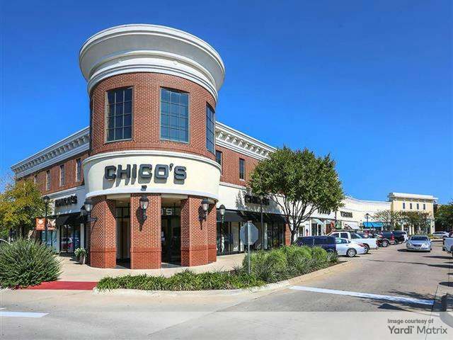 Exterior shot of Hillside Village, a 500,000-square-foot retail center in Cedar Hill, Texas.