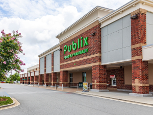 Exterior shot of a Publix store.