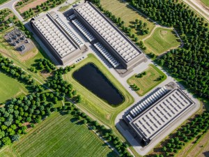Exterior rendering of the future data center campus at 2525 Old Hughes Road in Kansas City, Mo.