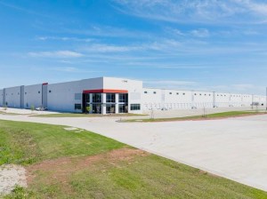 exterior shot of Northlake 35 Logistics Park Building 1