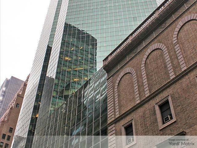 Worm's eye view of Park Avenue Plaza, an office tower in Manhattan's Plaza District.