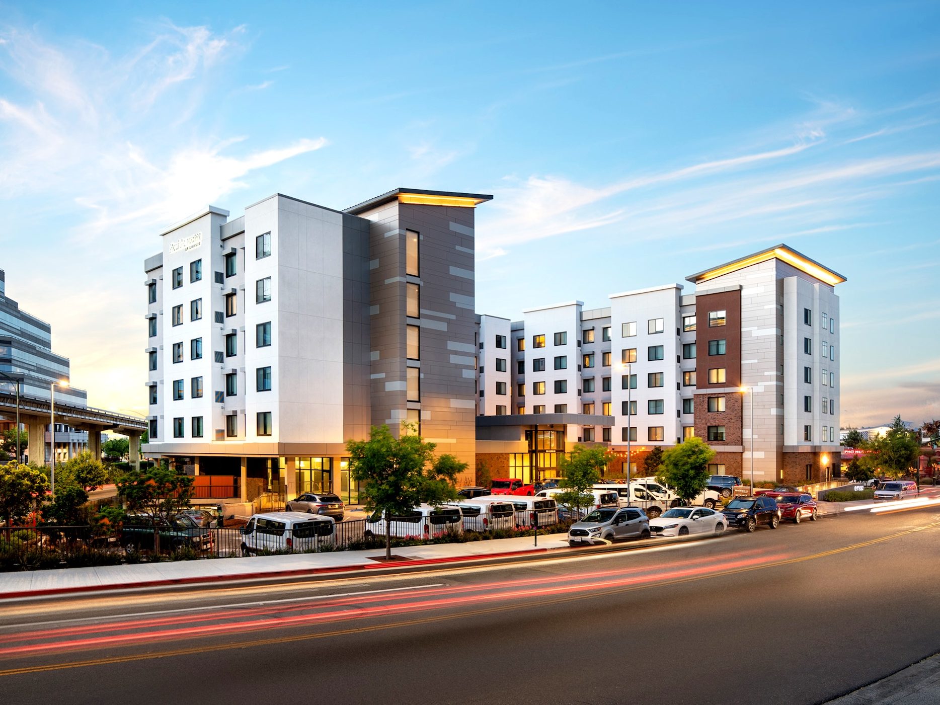 Exterior shot of Residence Inn by Marriott Walnut Creek, a 160-unit hotel in Walnut Creek, Calif.