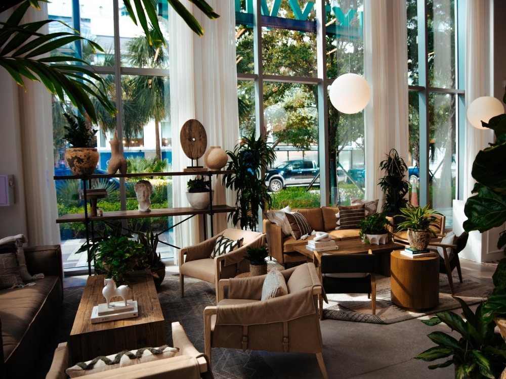 Sixty Vines Miami Worldcenter