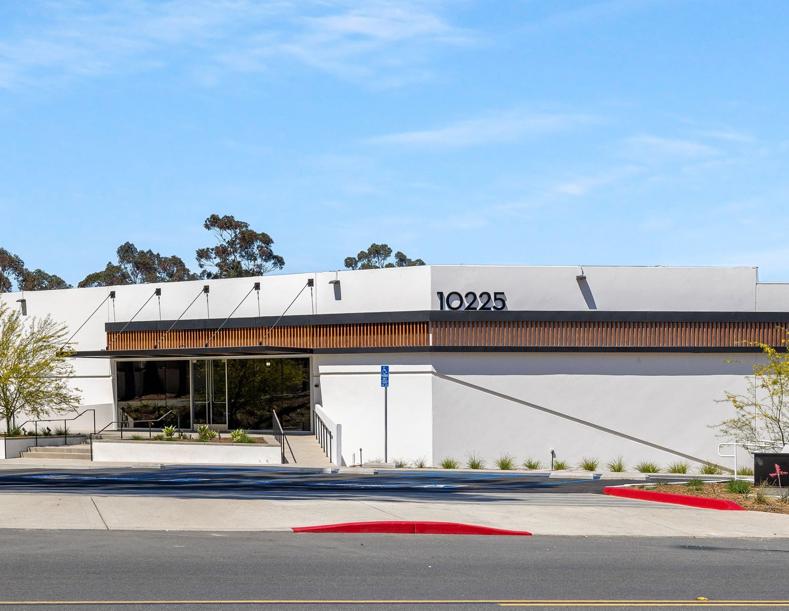 A photo of 10225 Willow Creek Road.