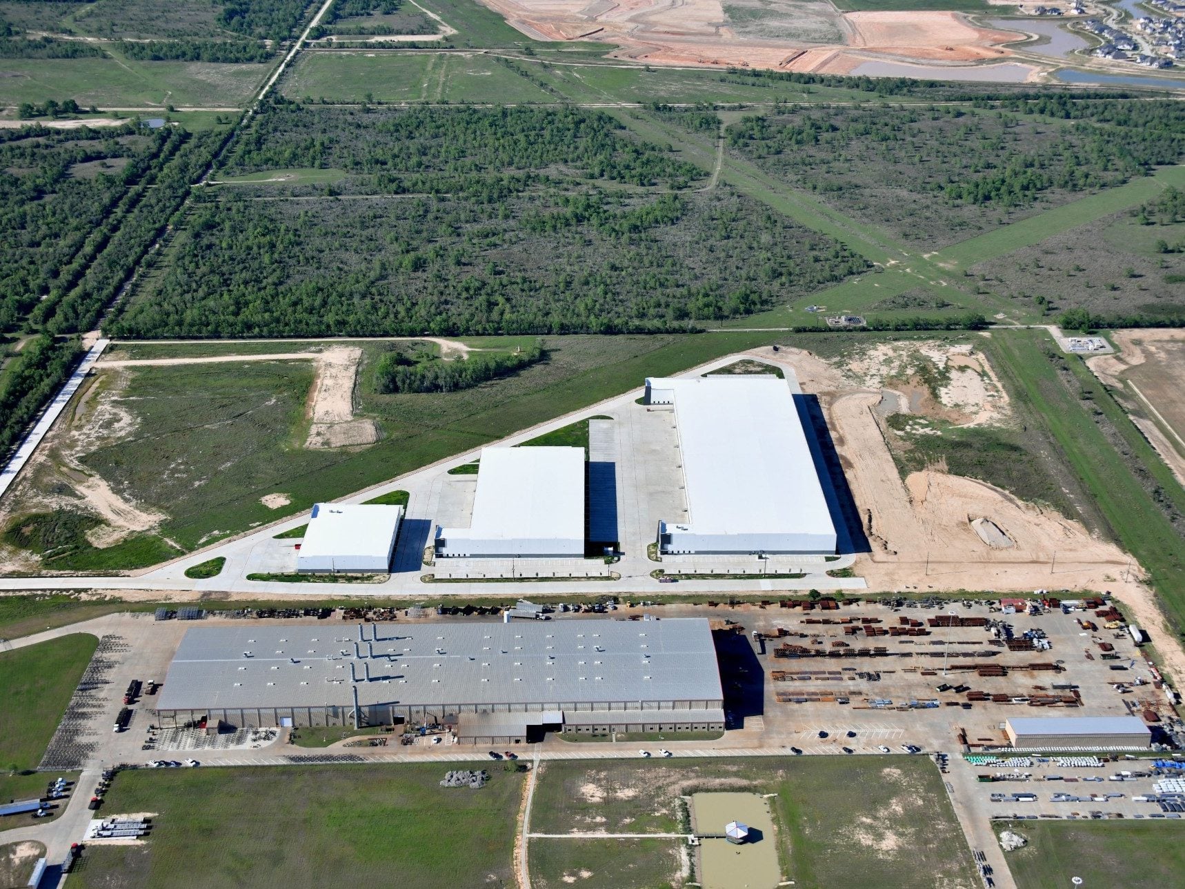 Outside shot of Heritage West, a 332,800-square-foot industrial park in Katy, Texas.