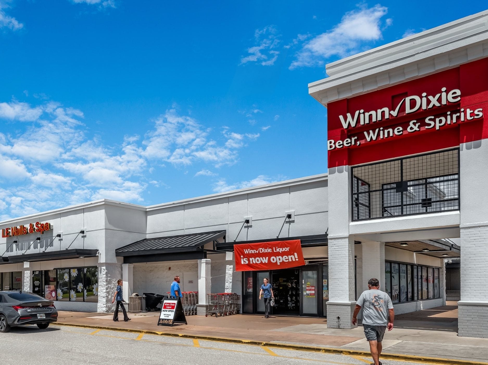 Exterior shot Promenades Port Charlotte, a shopping center in Port Charlotte, Fla.