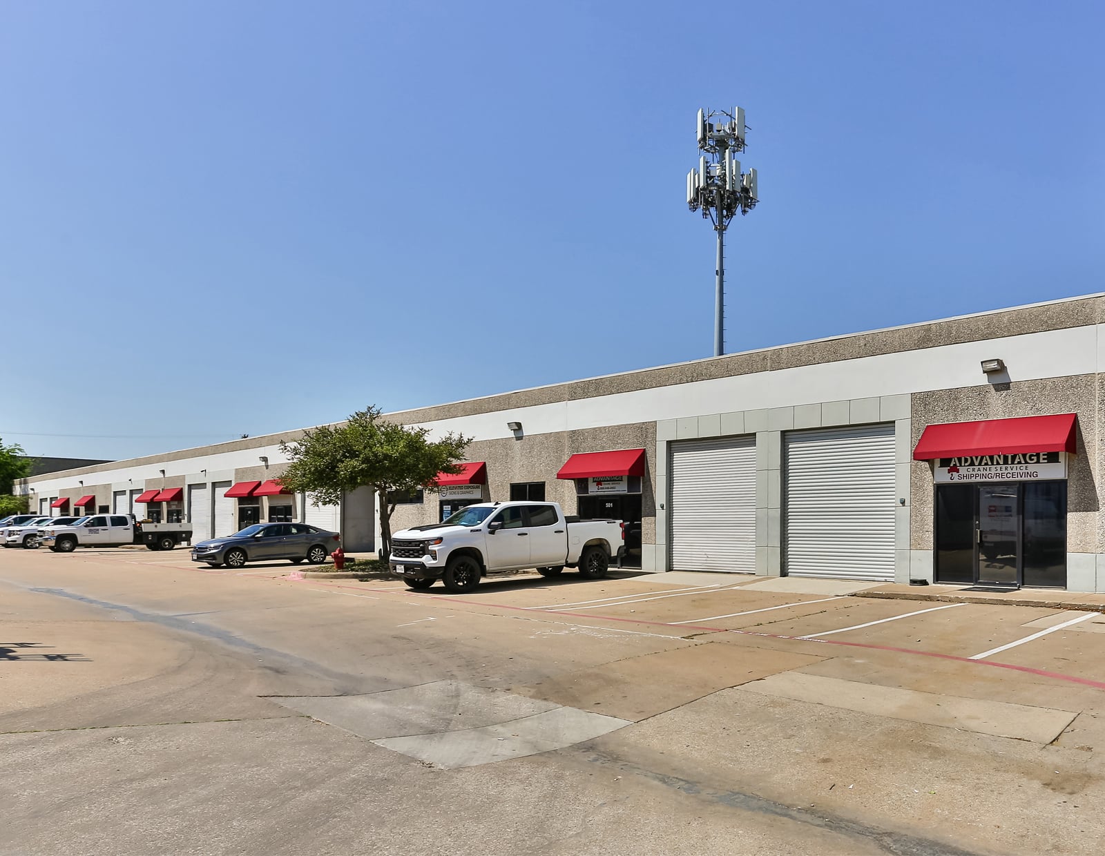 A photo of 1000 Post & Paddock, an industrial asset in Grand Prairie, Texas.