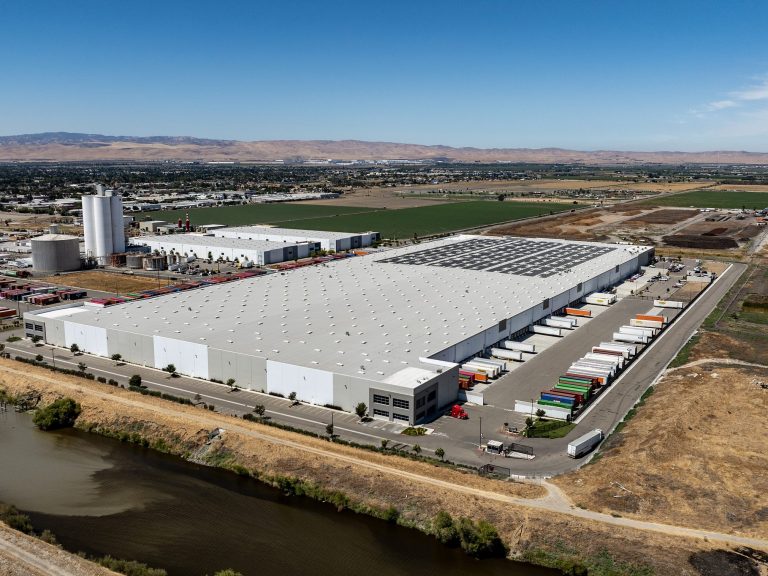 Medline Leases 1.6 MSF in California’s Central Valley