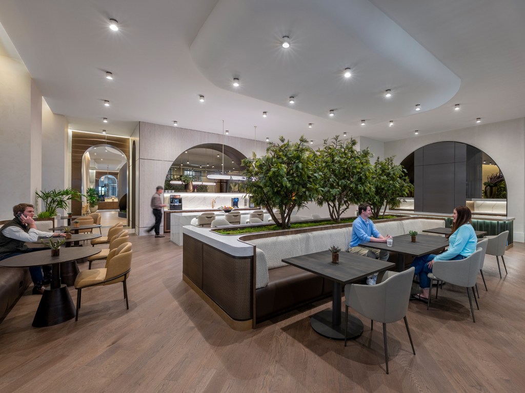 This Dallas CBRE office is a showcase of how flexible arrangements can accommodate the needs of today’s workforce. Image courtesy of Ware Malcomb via CBRE