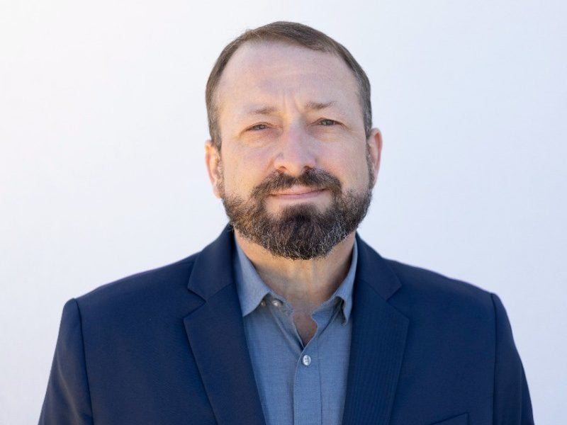 Headshot image of JD Jones, Senior Vice President of Data Center Services at Pond Robinson & Associates