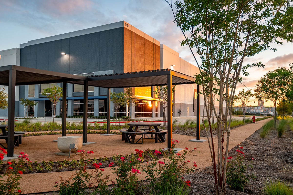Constellation-Rock-Island-Logistics-Center-GrandPrairie-Texas