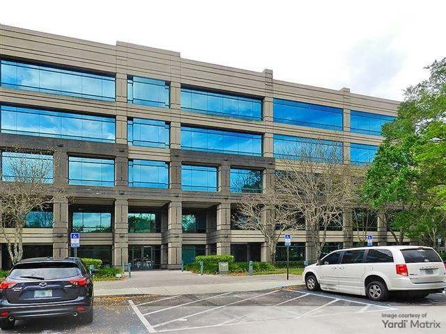exterior shot of Building 200 at Gramercy Woods