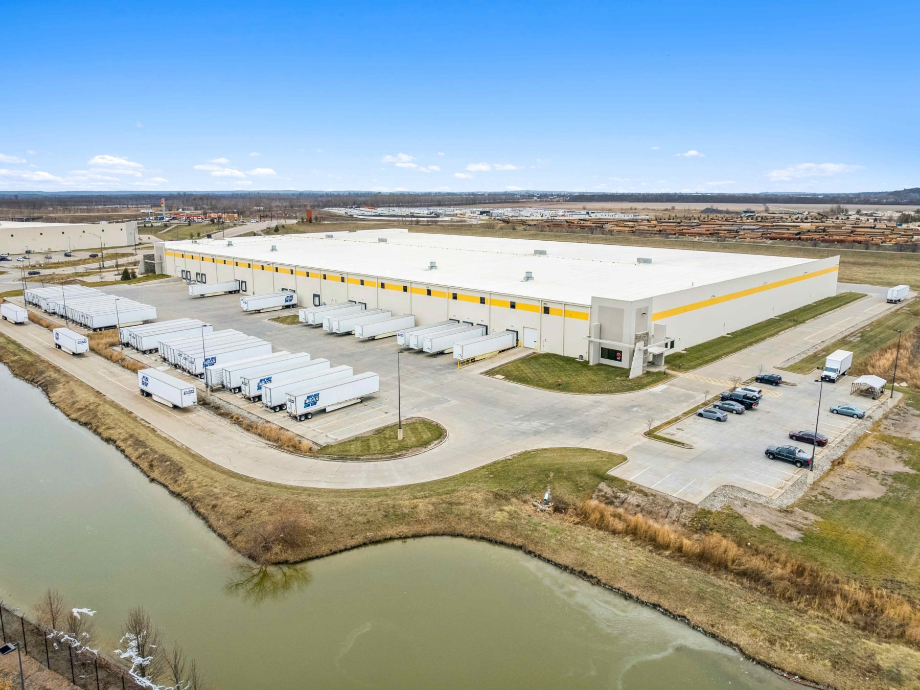 Exterior shot featuring one of the 20 warehouses that Almanac and SparrowHawk acquired from EQT.