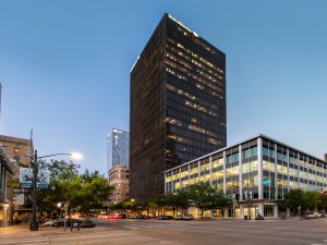 A ground-level photo of 515 Congress, a 26-story office building in Austin, Texas.