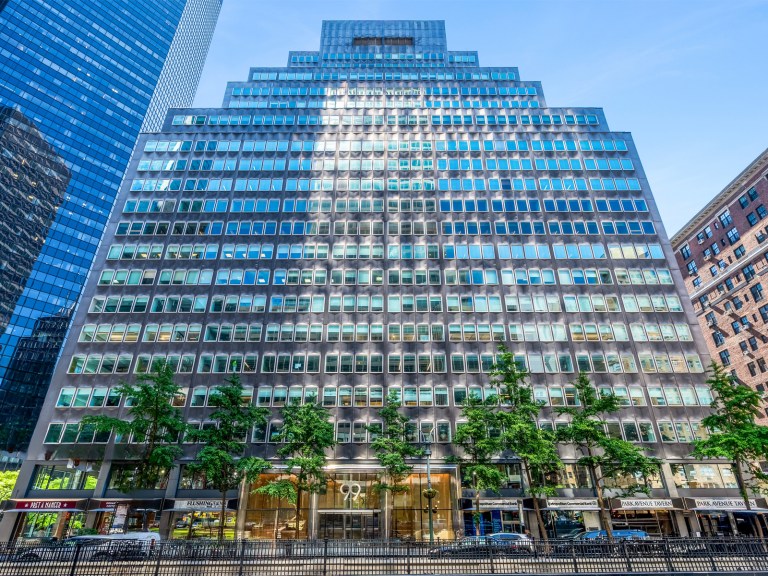 Wealth Management Firm Expands Presence at Manhattan Tower