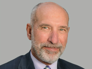 Andrew Roos