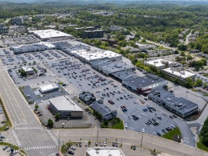 An aerial photo of the Miracle Mile shopping center in Pittsburgh.